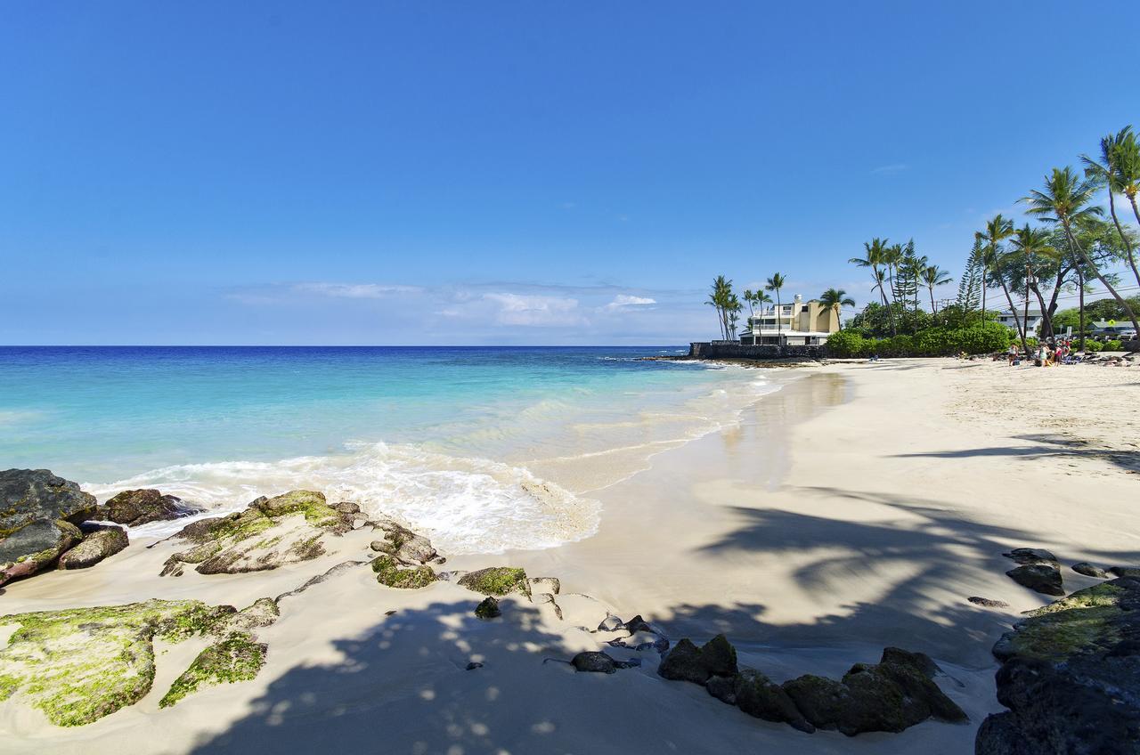 Magic Sand Beach House Hotel Kailua-Kona Esterno foto